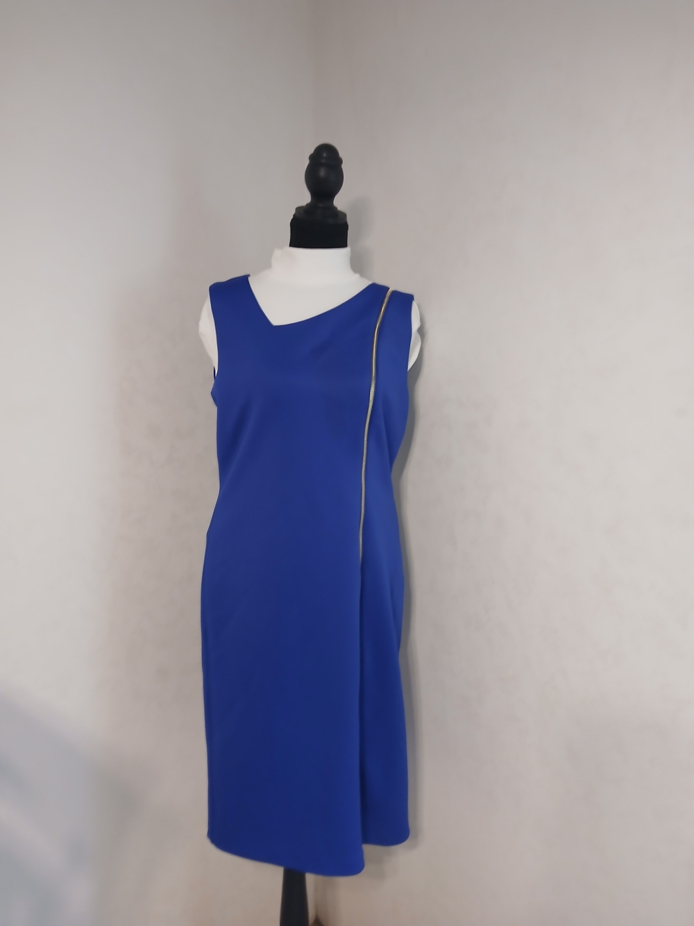 Tahami Sleeveless Royal Blue Asymmetric Sheath Dress